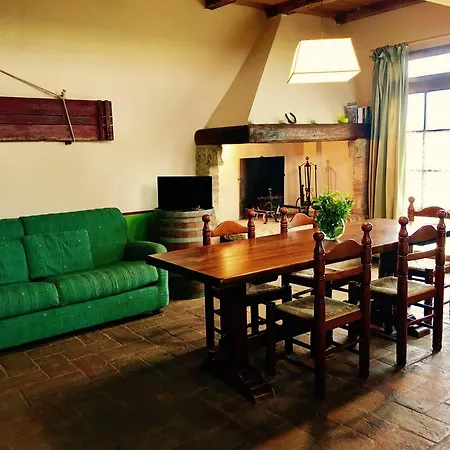 With One Bedroom In San Gimignano, With Pool Access, Furnish *
